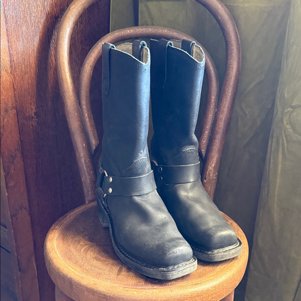 Women’s Durango Black 10” Hanress Boots - Picture 5 of 10